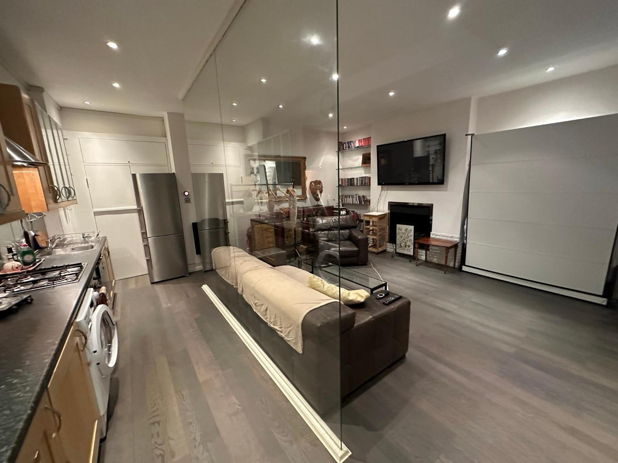 Large Studio Flat In Kensington Лондон Экстерьер фото